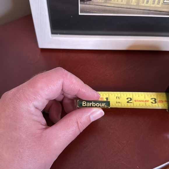 Barbour green and gold enamel pin - Picture 4 of 4